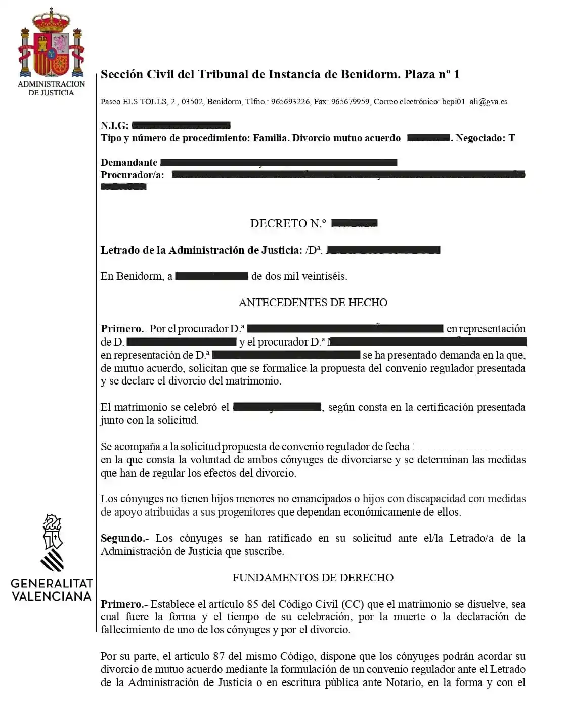 Decreto de divorcio de mutuo acuerdo dictado por la Sección Civil del Tribunal de Instancia de Benidorm, Plaza nº 1, Paseo Els Tolls 2 – expediente tramitado por LOGARM ABOGADOS en 2026